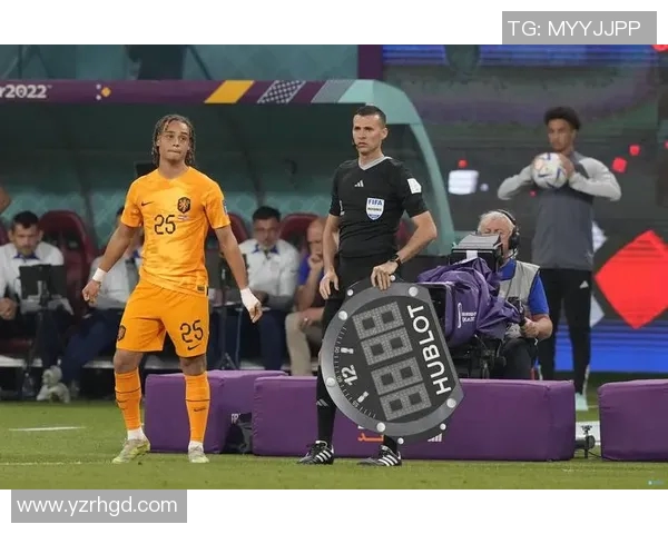 哈维西蒙斯的足球之路与未来发展潜力分析 哈维西蒙斯的足球之路与未来发展潜力分析